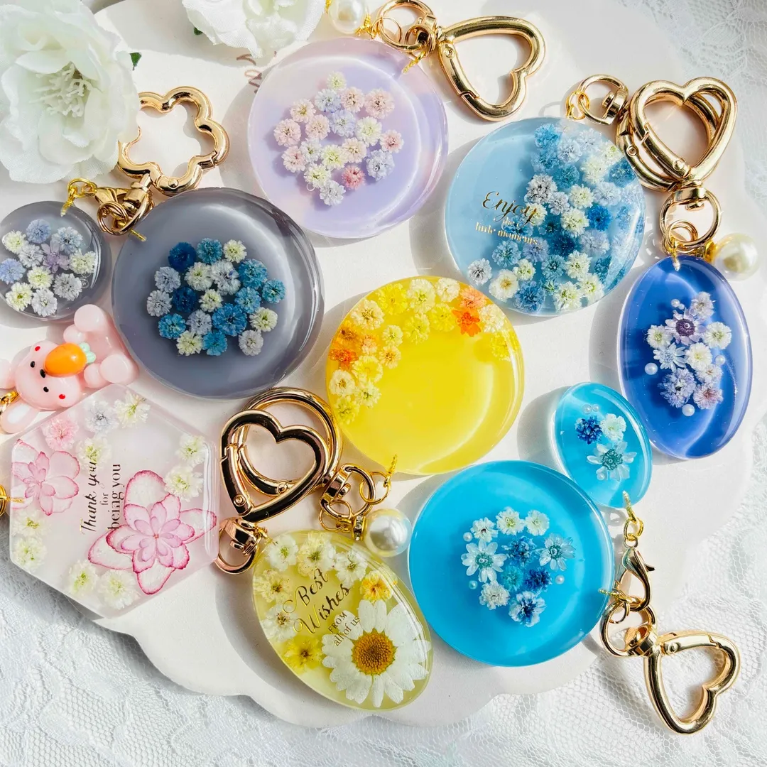 まっｻﾝさんのレジン作品 | 【定期便】作家のためのレジン 1000g