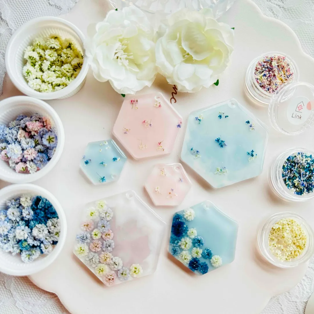 まっｻﾝさんのレジン作品 | 【定期便】作家のためのレジン 1000g