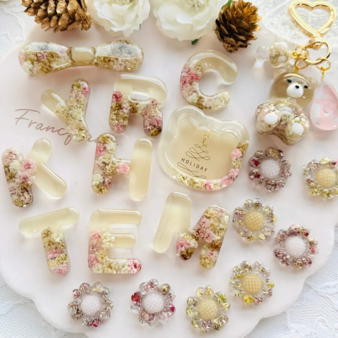 まっｻﾝさんのレジン作品 | 【定期便】作家のためのレジン 1000g