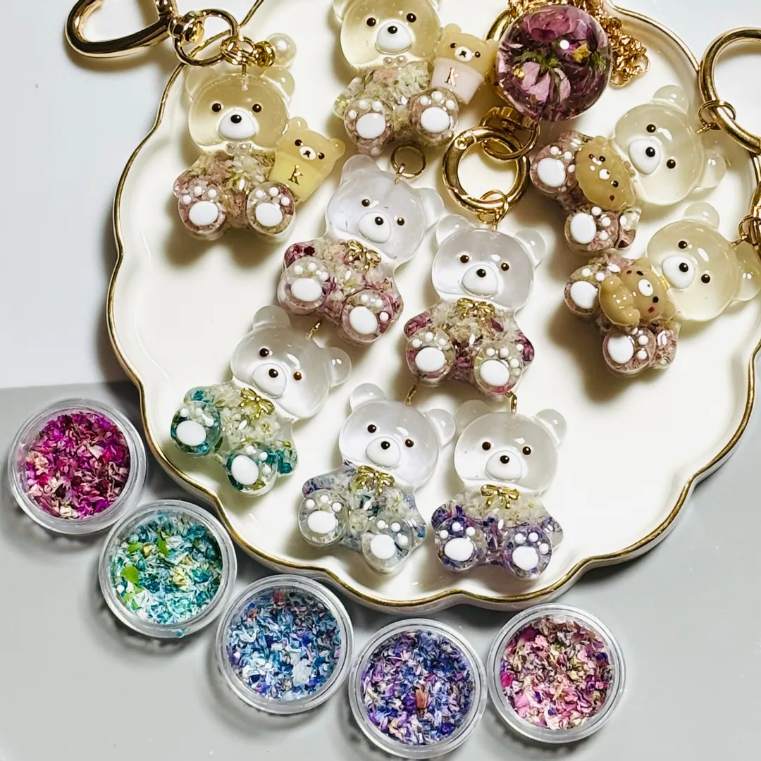 まっｻﾝさんのレジン作品 | 【定期便】作家のためのレジン 1000g