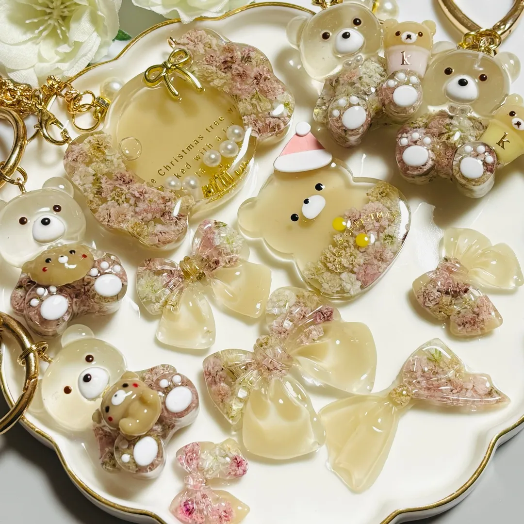 まっｻﾝさんのレジン作品 | 【定期便】作家のためのレジン 1000g