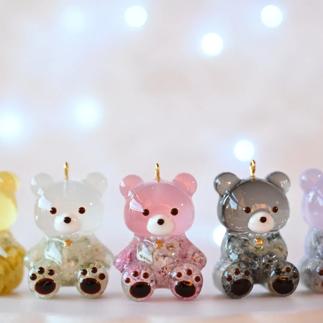 まっｻﾝさんのレジン作品 | 【定期便】作家のためのレジン 1000g