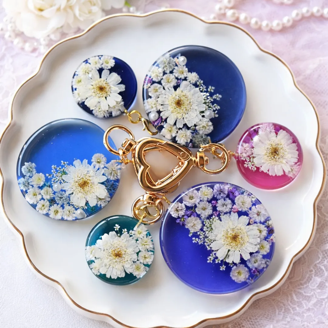 まっｻﾝさんのレジン作品 | 【定期便】作家のためのレジン 1000g