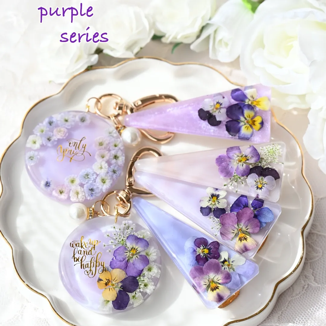 まっｻﾝさんのレジン作品 | 【同梱不可】中身ネタバレ！2026年 新春 店長渾身の「20...