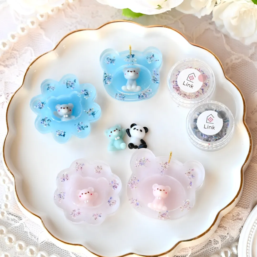 まっｻﾝさんのレジン作品 | シリコンモールド ミニ くま 10匹