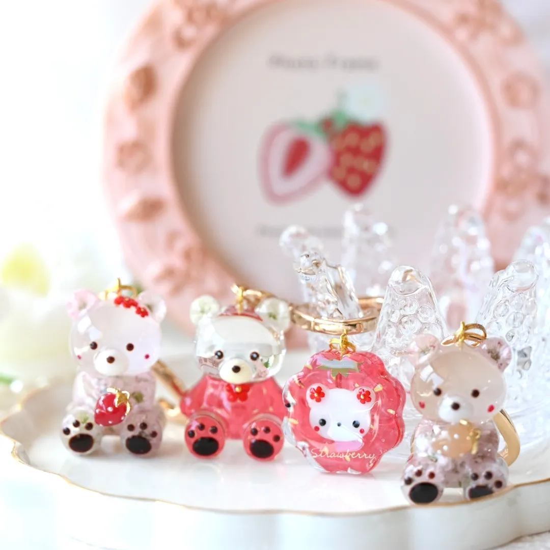 まっｻﾝさんのレジン作品 | シリコン 型 モールド おすわり ベア ■ シリコンモールド...