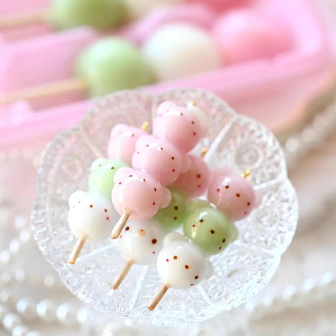 まっｻﾝさんのレジン作品 | 【定期便】作家のためのレジン 1000g