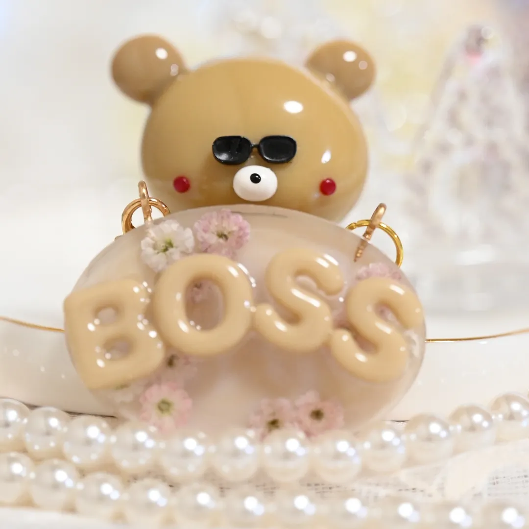 まっｻﾝさんのレジン作品 | 【定期便】作家のためのレジン 1000g