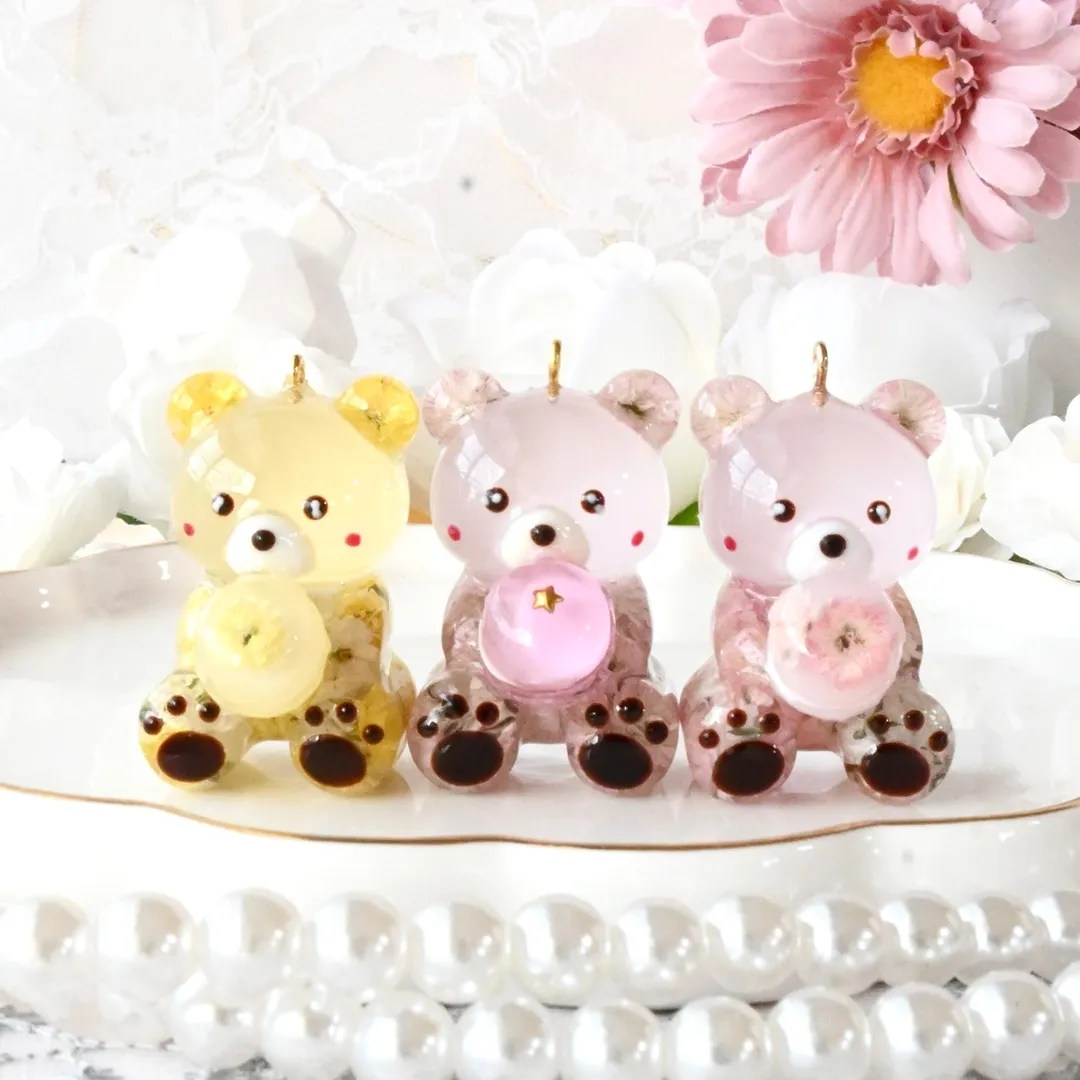 まっｻﾝさんのレジン作品 | シリコン 型 モールド おすわり ベア ■ シリコンモールド...