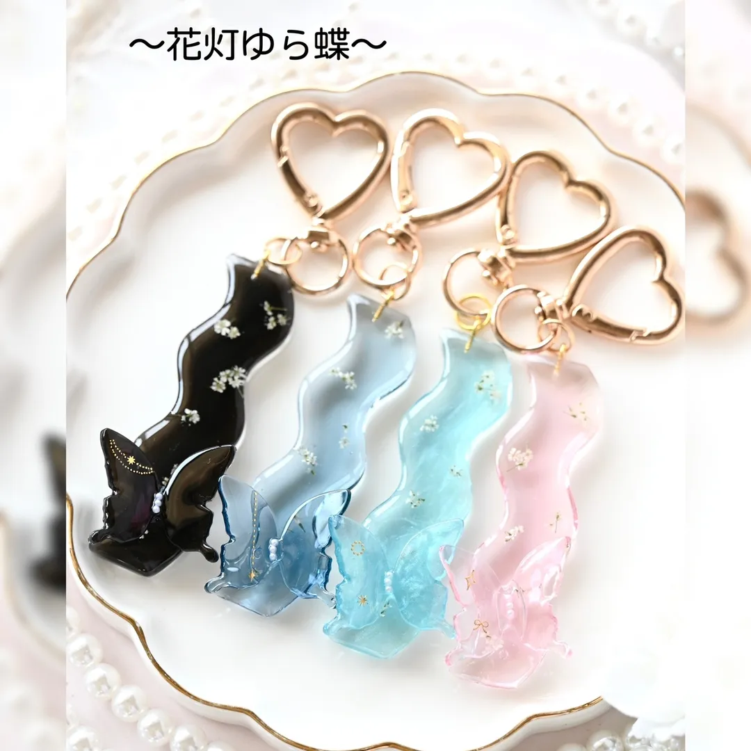 まっｻﾝさんのレジン作品 | シリコンモールド ヘアクリップ なみなみ