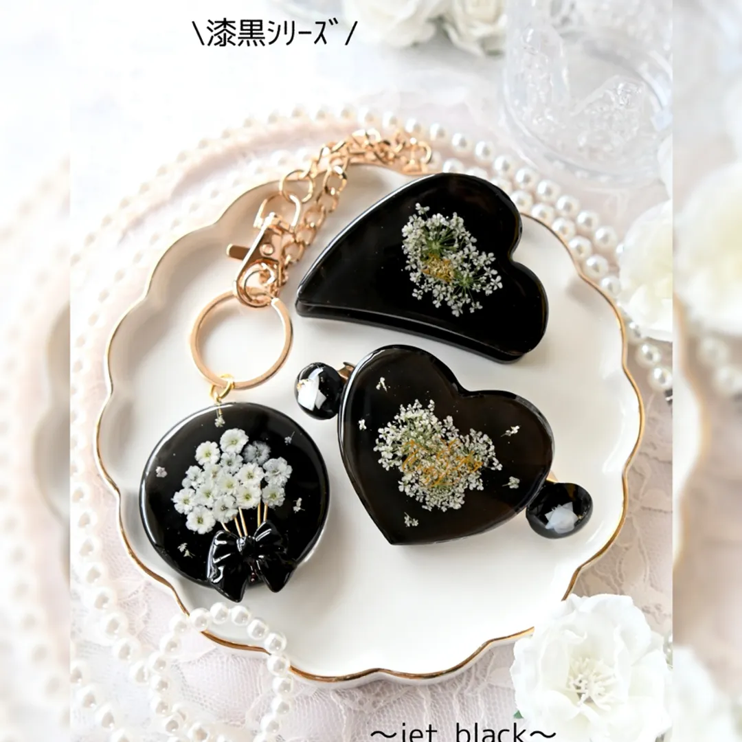 まっｻﾝさんのレジン作品 | 【定期便】作家のためのレジン 1000g