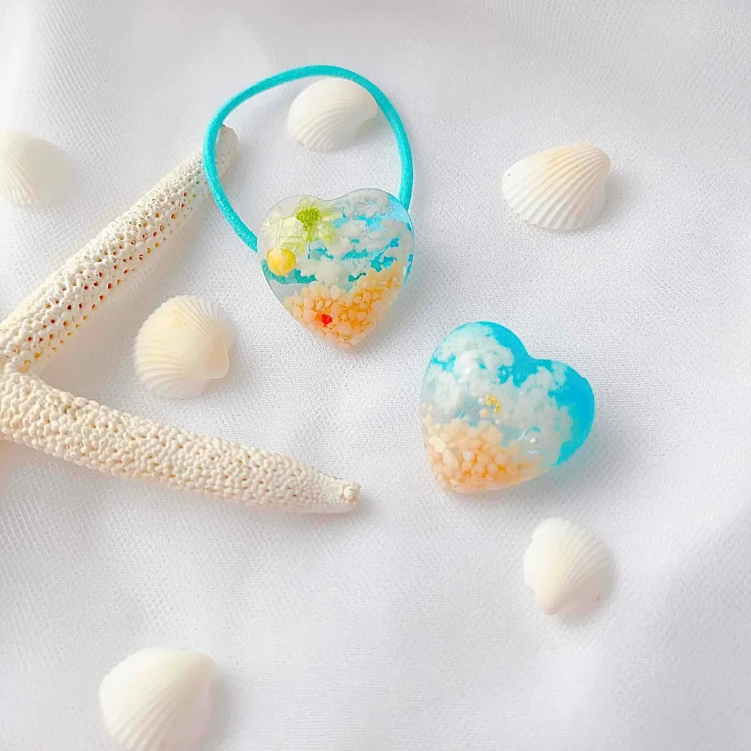 natura_plusさんのレジン作品 | シリコンモールド レジン ミール皿 30個付き 鏡面仕上 ア...