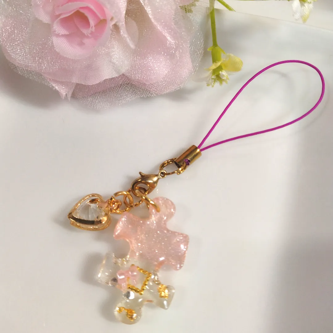 Hanamizukiさんのレジン作品 | 作家のためのレジン 200g
