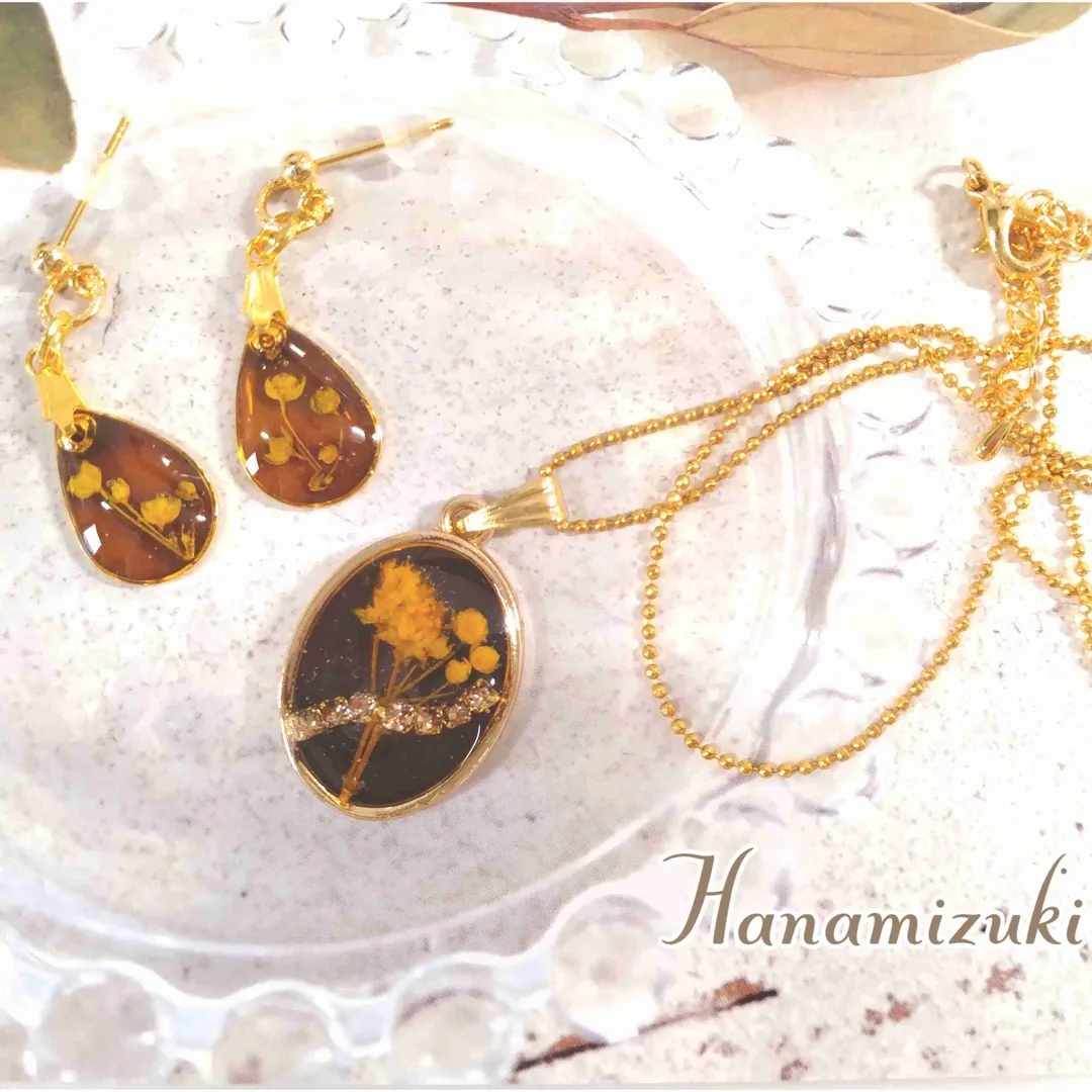 Hanamizukiさんのレジン作品 | 【定期便】作家のためのレジン 200g