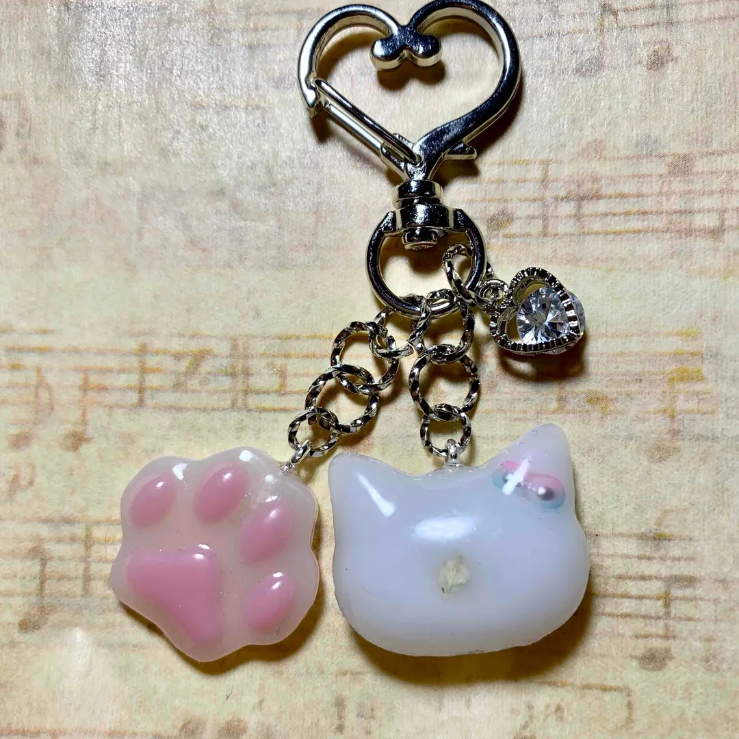 miwa3838さんのレジン作品 | 【再販】Comarimade × 作家のためのレジン 『イニ...