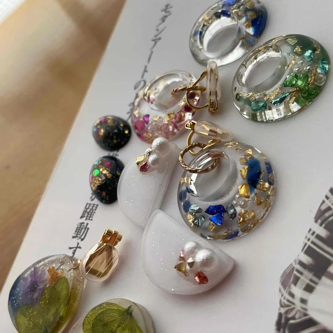 steampunk_51さんのレジン作品 | 【再販】Comarimade × 作家のためのレジン 『イニ...