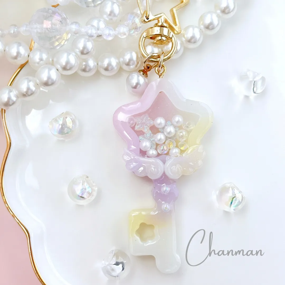 ちゃんまん ◡̈さんのレジン作品 | シリコンモールド 羽 6サイズ