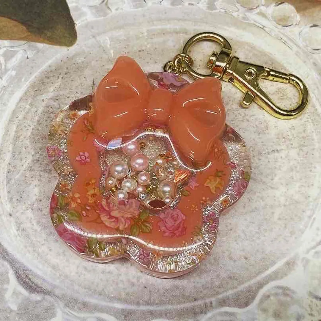 kmgr.ka.chanさんのレジン作品 | 【定期便】作家のためのレジン 200g