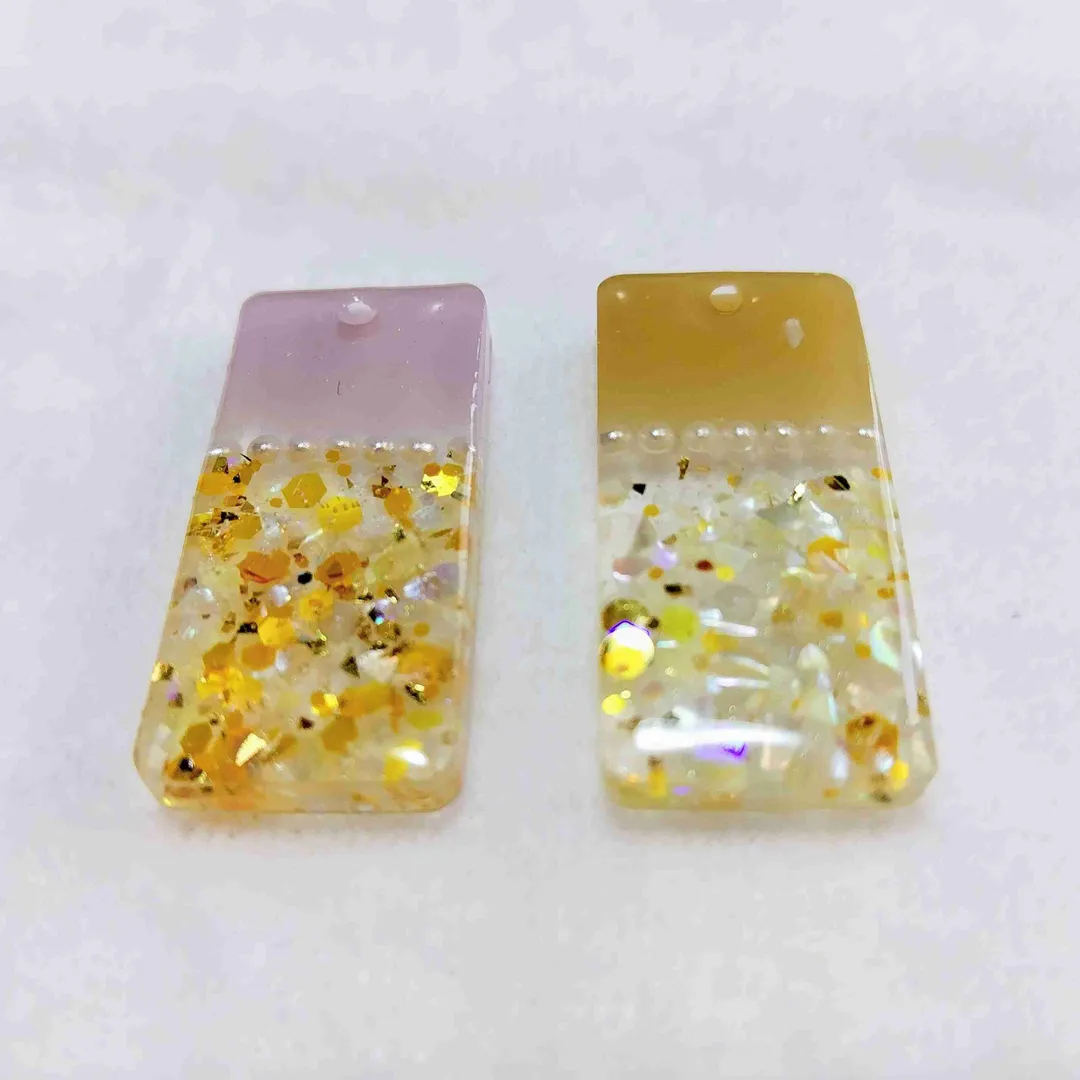 momoyさんのレジン作品 | スーパーSALE割引 クリスマスパッケージ登場 レジン液 大...
