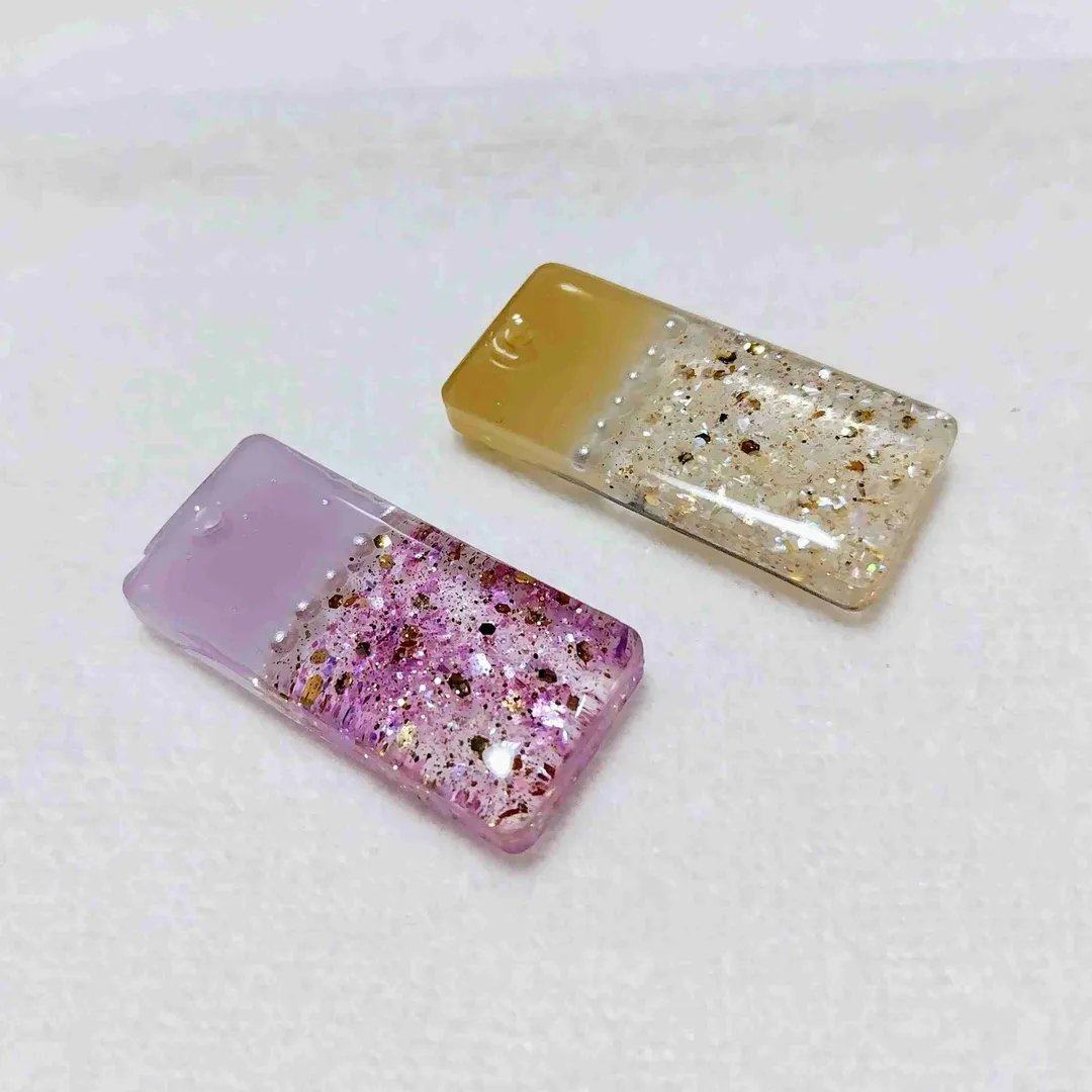 momoyさんのレジン作品 | スーパーSALE割引 クリスマスパッケージ登場 レジン液 大...