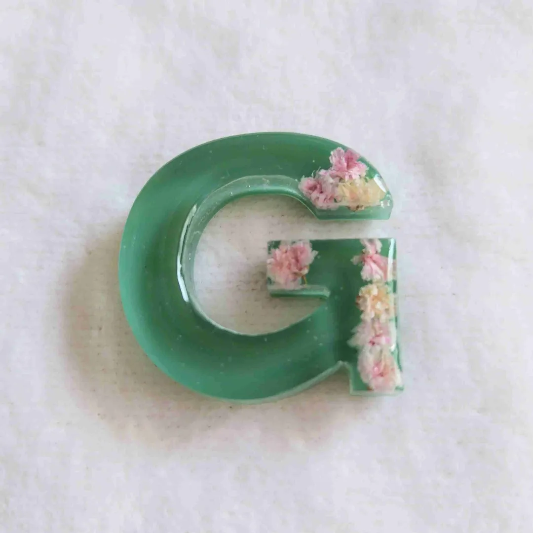 momoyさんのレジン作品 | スーパーSALE割引 クリスマスパッケージ登場 レジン液 大...