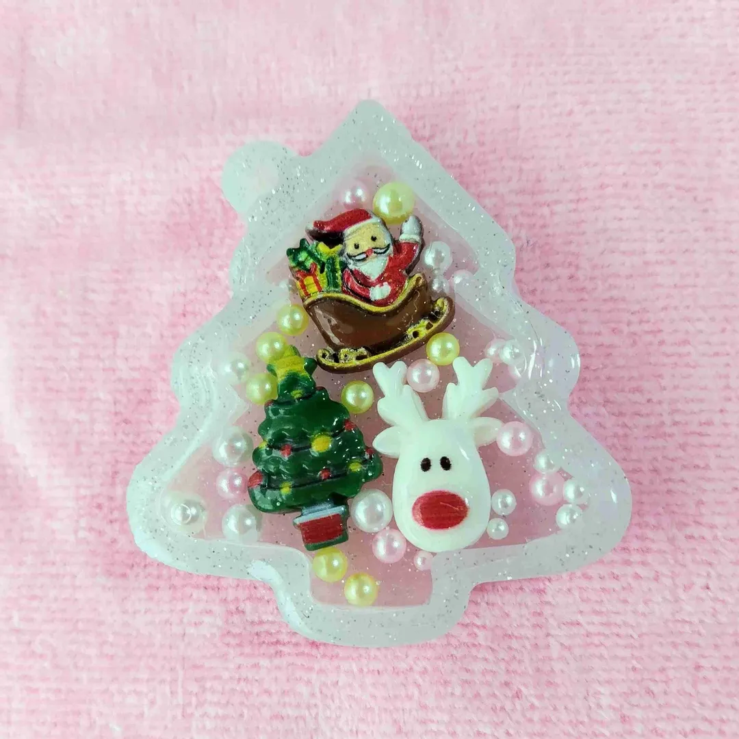 momoyさんのレジン作品 | スーパーSALE割引 クリスマスパッケージ登場 レジン液 大...