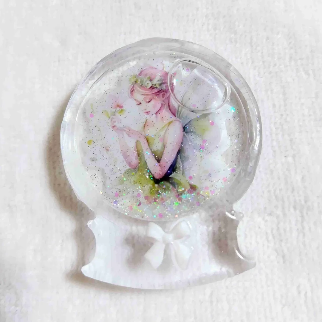 momoyさんのレジン作品 | スーパーSALE割引 クリスマスパッケージ登場 レジン液 大...