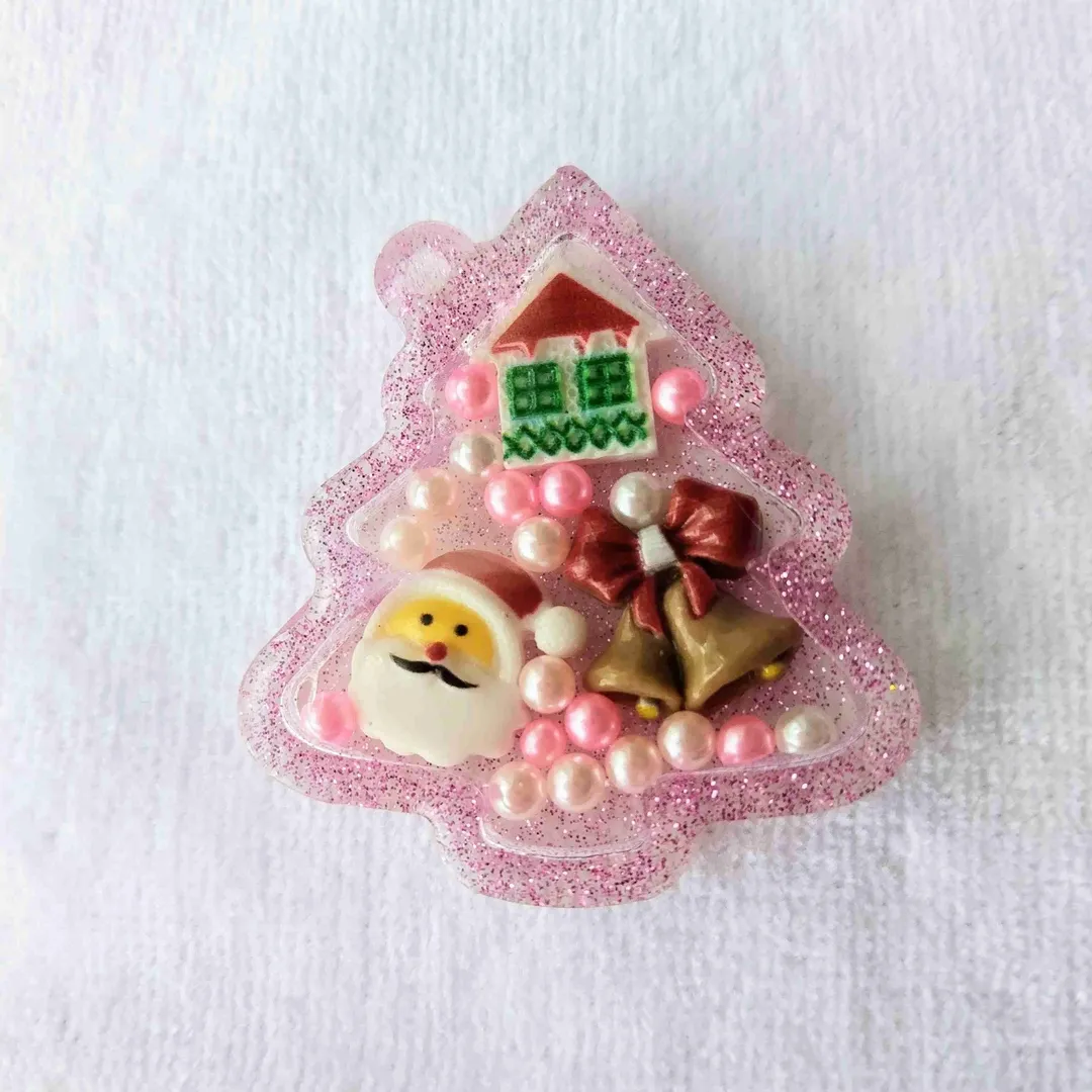 momoyさんのレジン作品 | スーパーSALE割引 クリスマスパッケージ登場 レジン液 大...