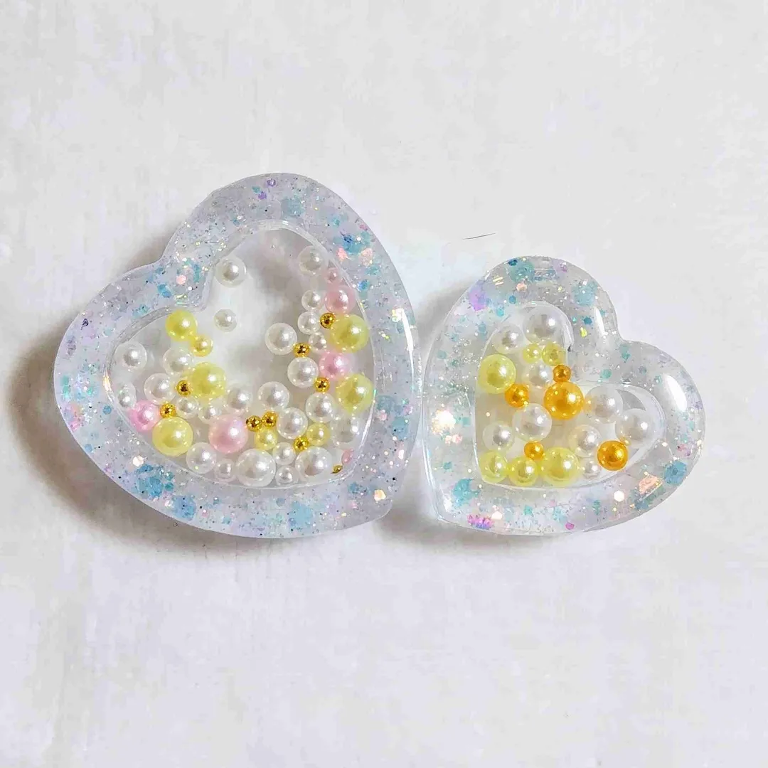momoyさんのレジン作品 | スーパーSALE割引 クリスマスパッケージ登場 レジン液 大...