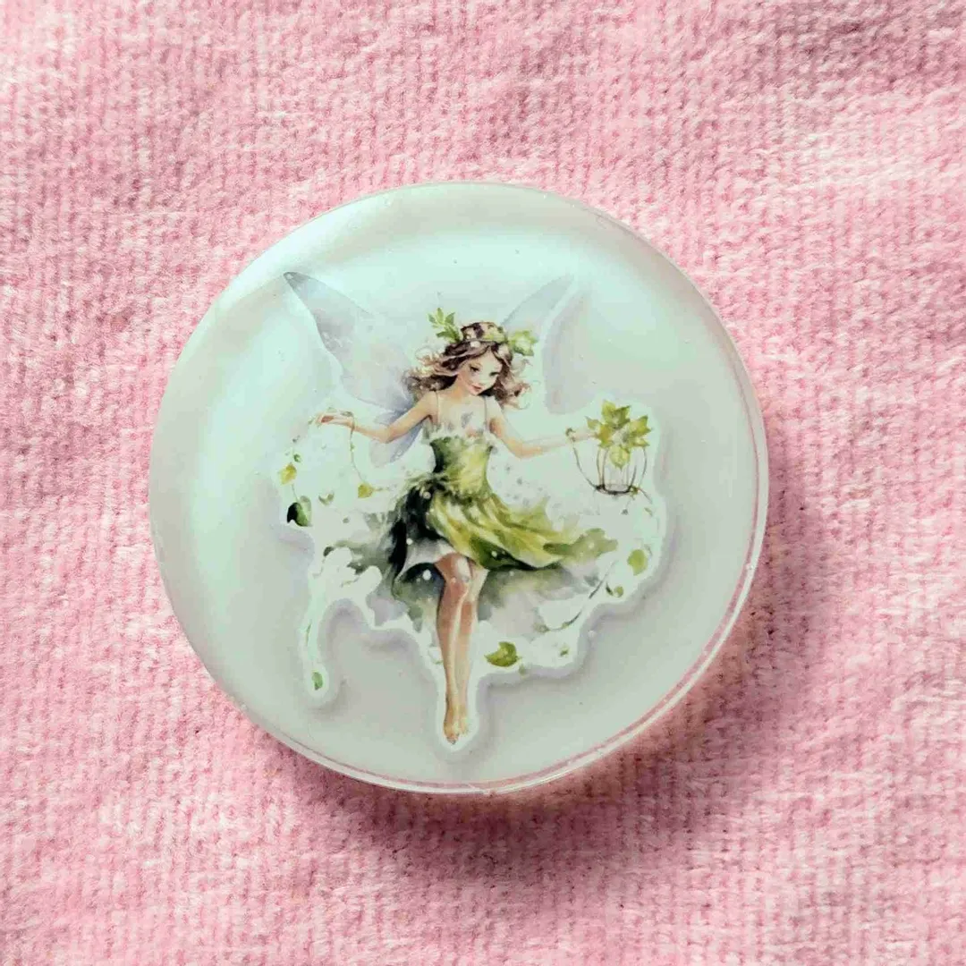 momoyさんのレジン作品 | スーパーSALE割引 クリスマスパッケージ登場 レジン液 大...