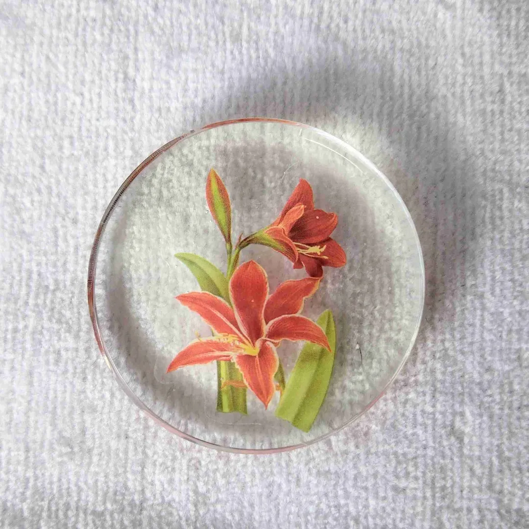 momoyさんのレジン作品 | スーパーSALE割引 クリスマスパッケージ登場 レジン液 大...