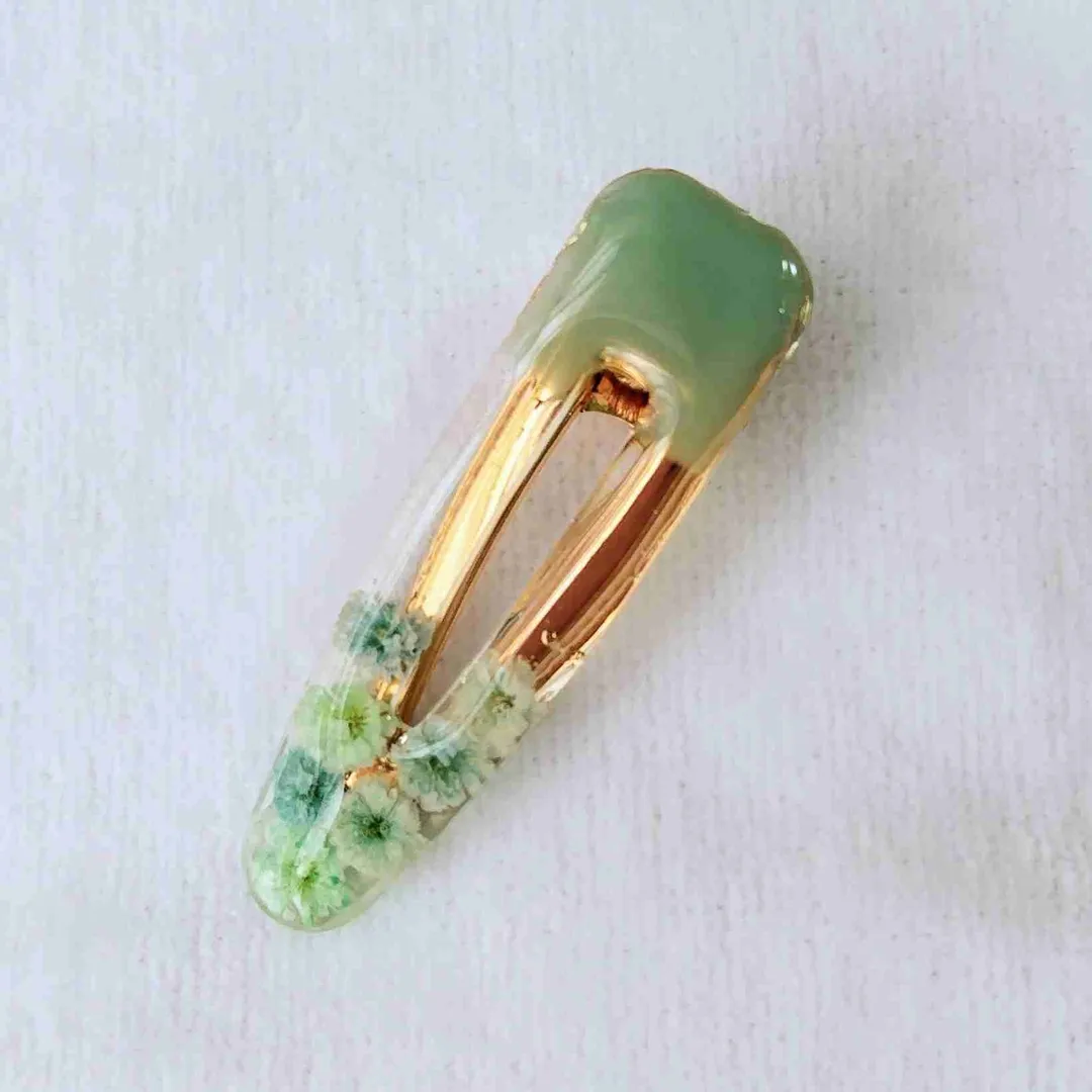 momoyさんのレジン作品 | スーパーSALE割引 クリスマスパッケージ登場 レジン液 大...