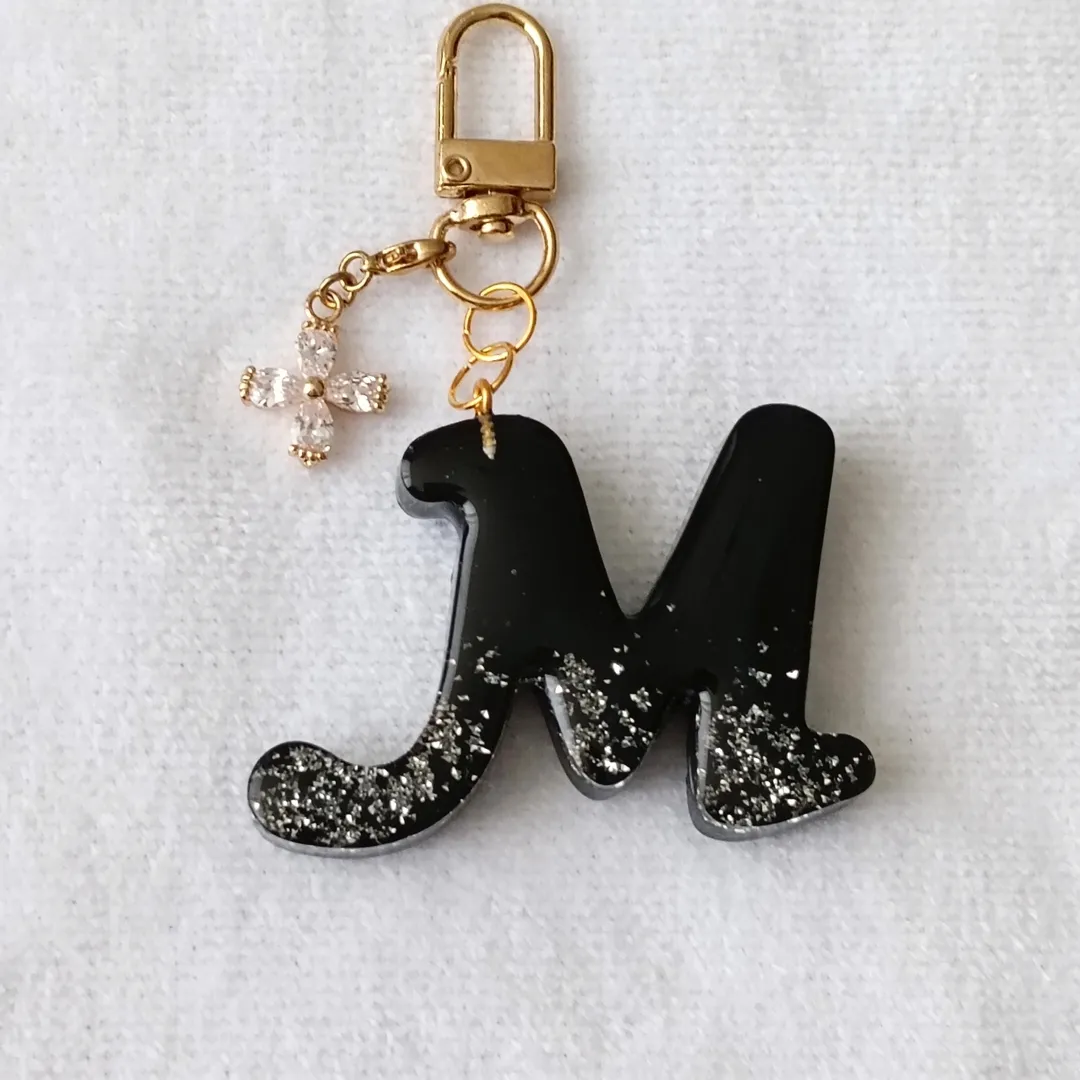 momoyさんのレジン作品 | スーパーSALE割引 クリスマスパッケージ登場 レジン液 大...