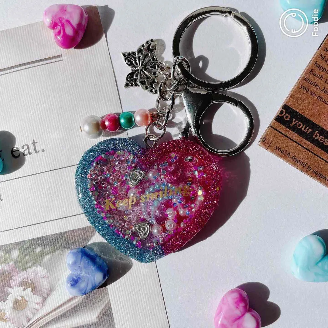 Danhana（ﾀﾝﾊﾅ）さんのレジン作品 | 超透明【大容量UV-LEDレジン液】70g 『コスパ＆クオリ...