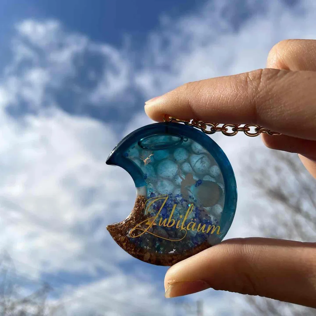 Danhana（ﾀﾝﾊﾅ）さんのレジン作品 | 超透明【大容量UV-LEDレジン液】70g 『コスパ＆クオリ...