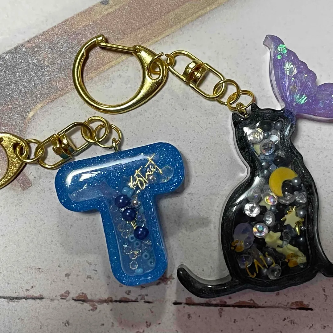 鷹ママさんのレジン作品 | 超透明【大容量UV-LEDレジン液】 レジン液 70g『コス...