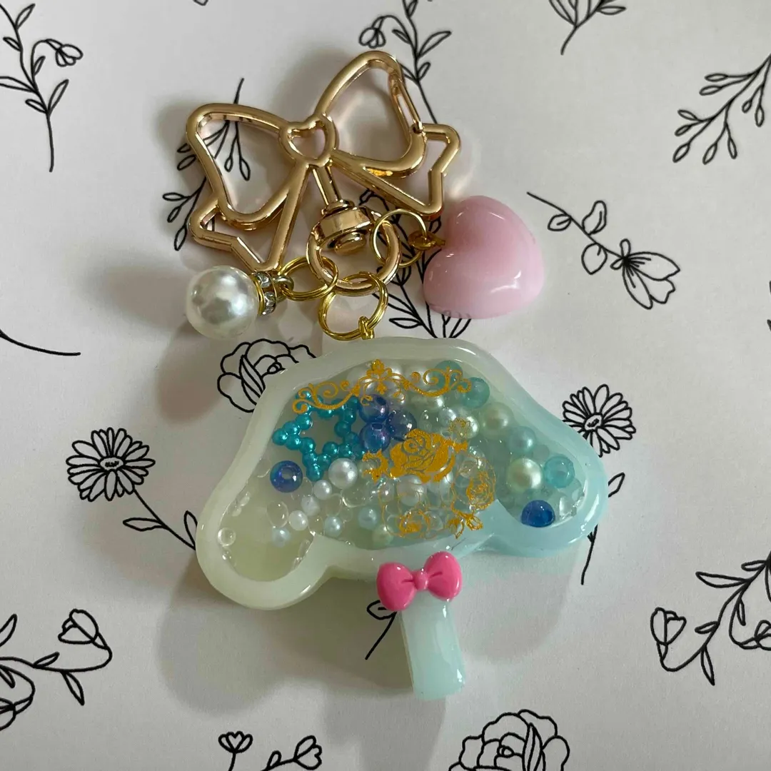 鷹ママさんのレジン作品 | 作家のためのレジン 100g