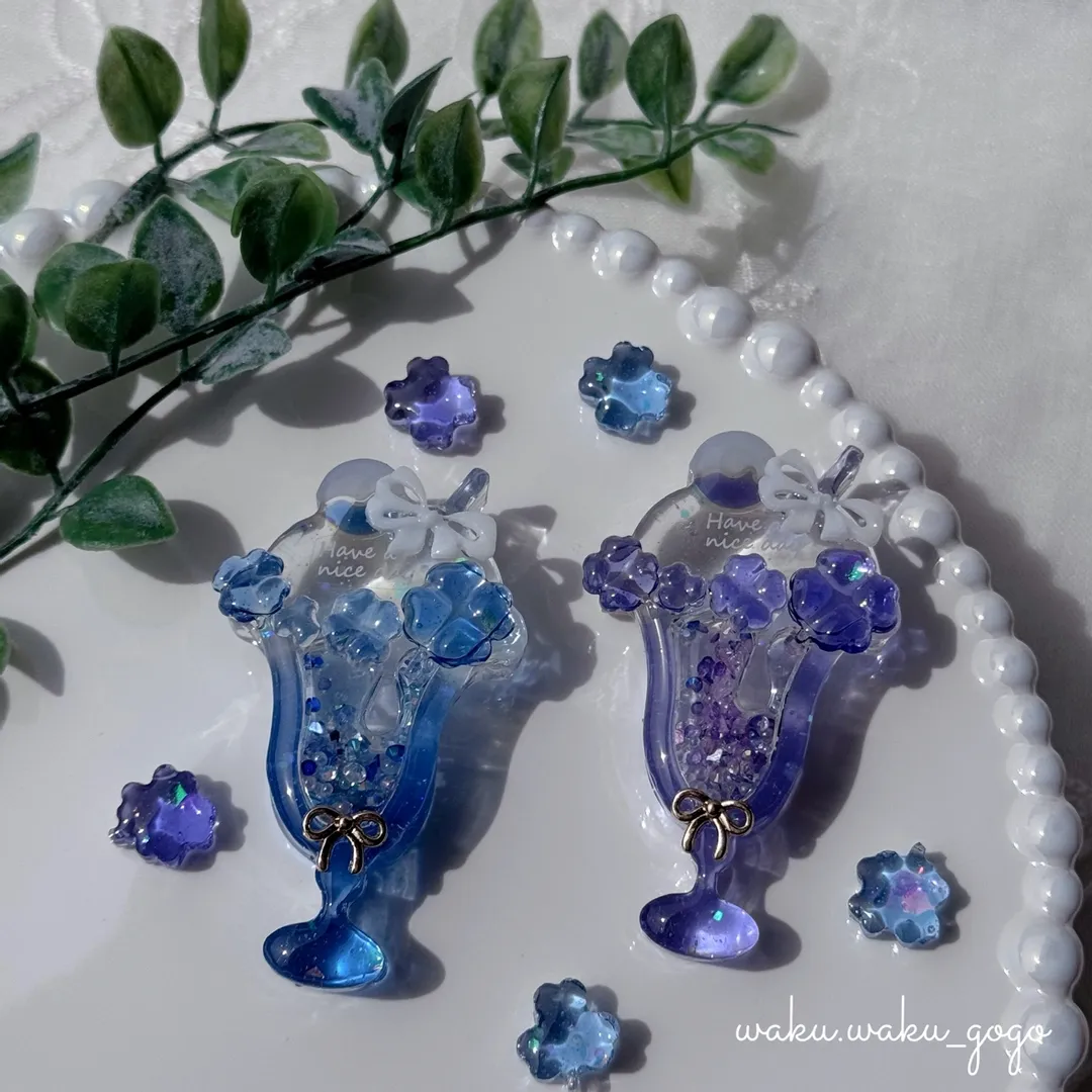 go09to22さんのレジン作品 | シリコンモールド シャカシャカ パフェ クリームソーダ アイ...