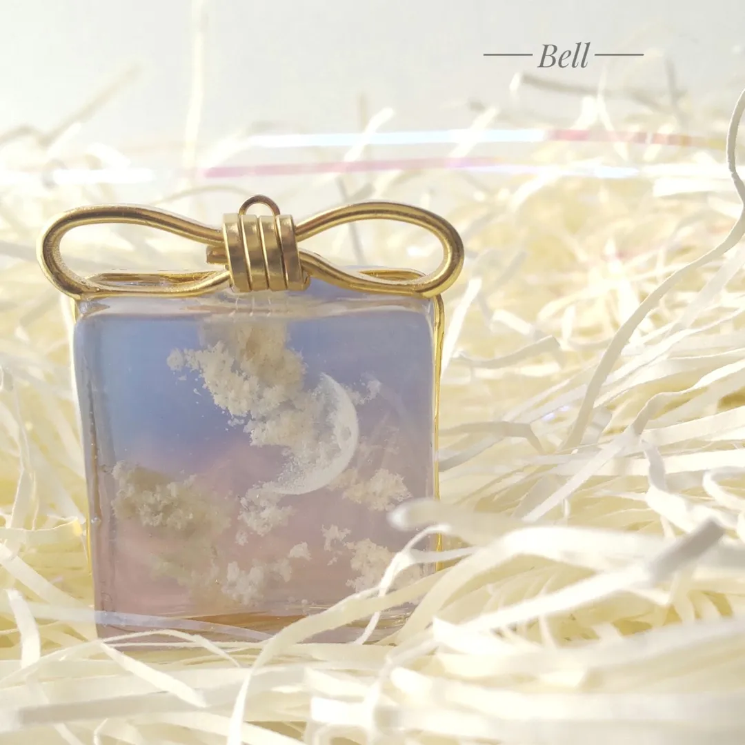 Bellさんのレジン作品 | 作家のためのレジン 100g